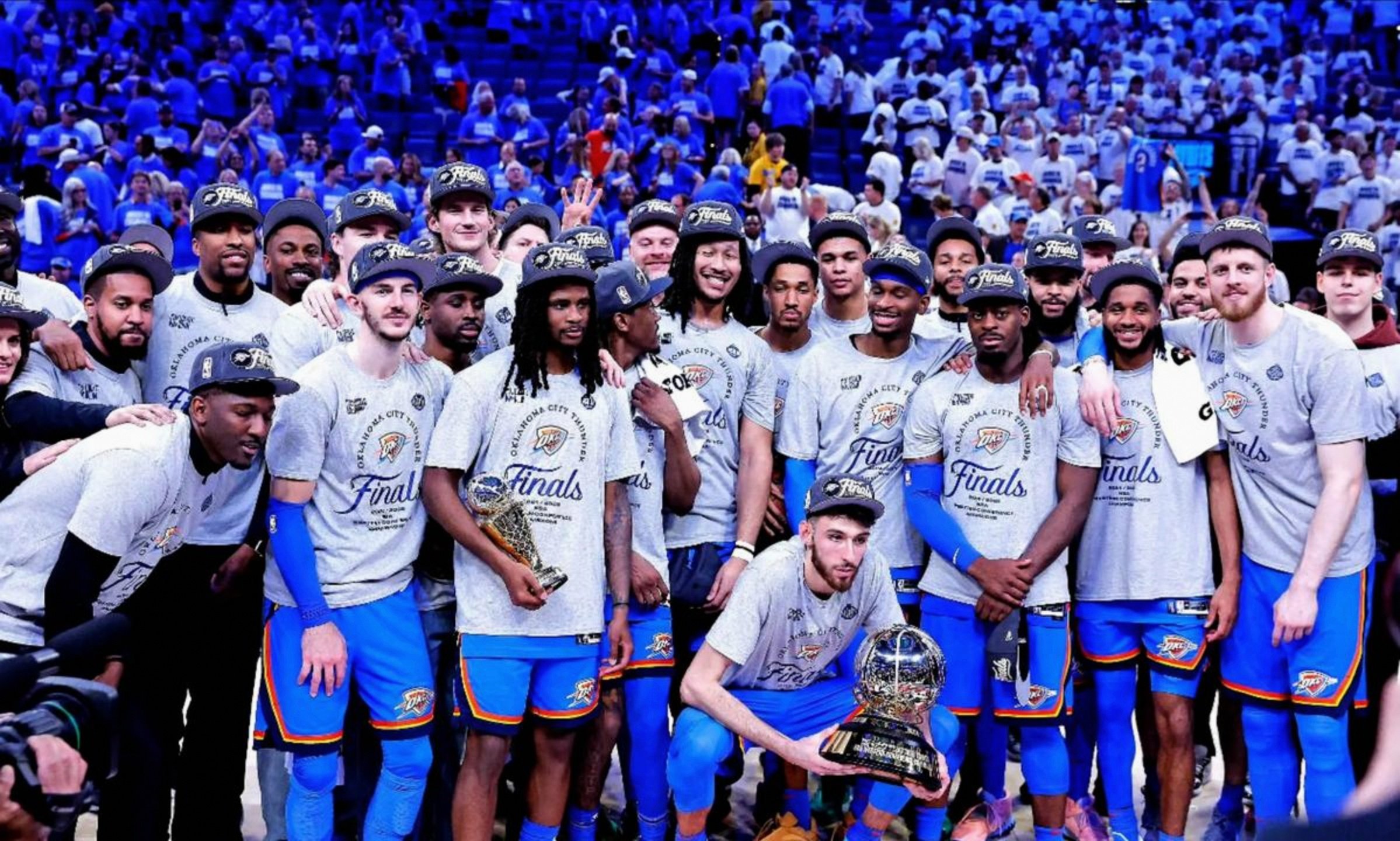 爱游戏登录入口-包含密尔沃基雄鹿迎NBA常规赛关键赛，窗口期刷新队史纪录，震撼外界，阵容厚度经受考验的词条