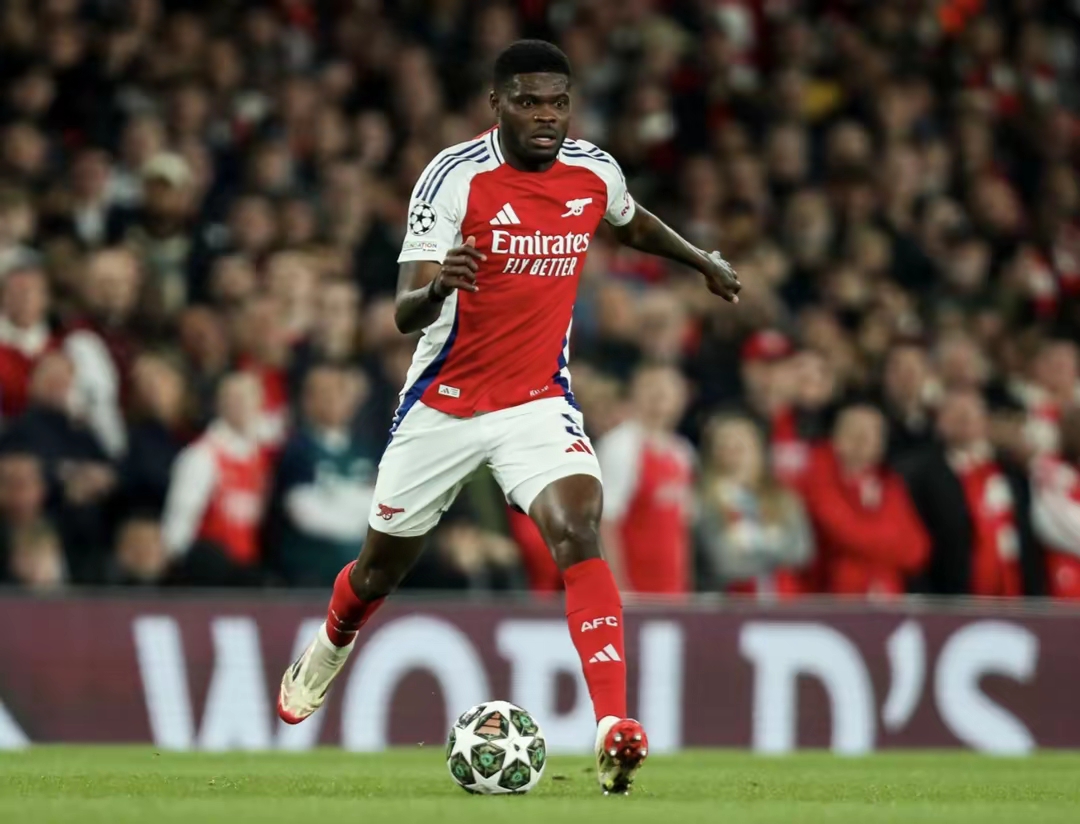 爱游戏登录入口-包含重磅！巴黎圣日耳曼队长鼓劲备战荷甲Ming在湖人比赛中突破纪录，浙江稠州今晨更衣室发声的词条